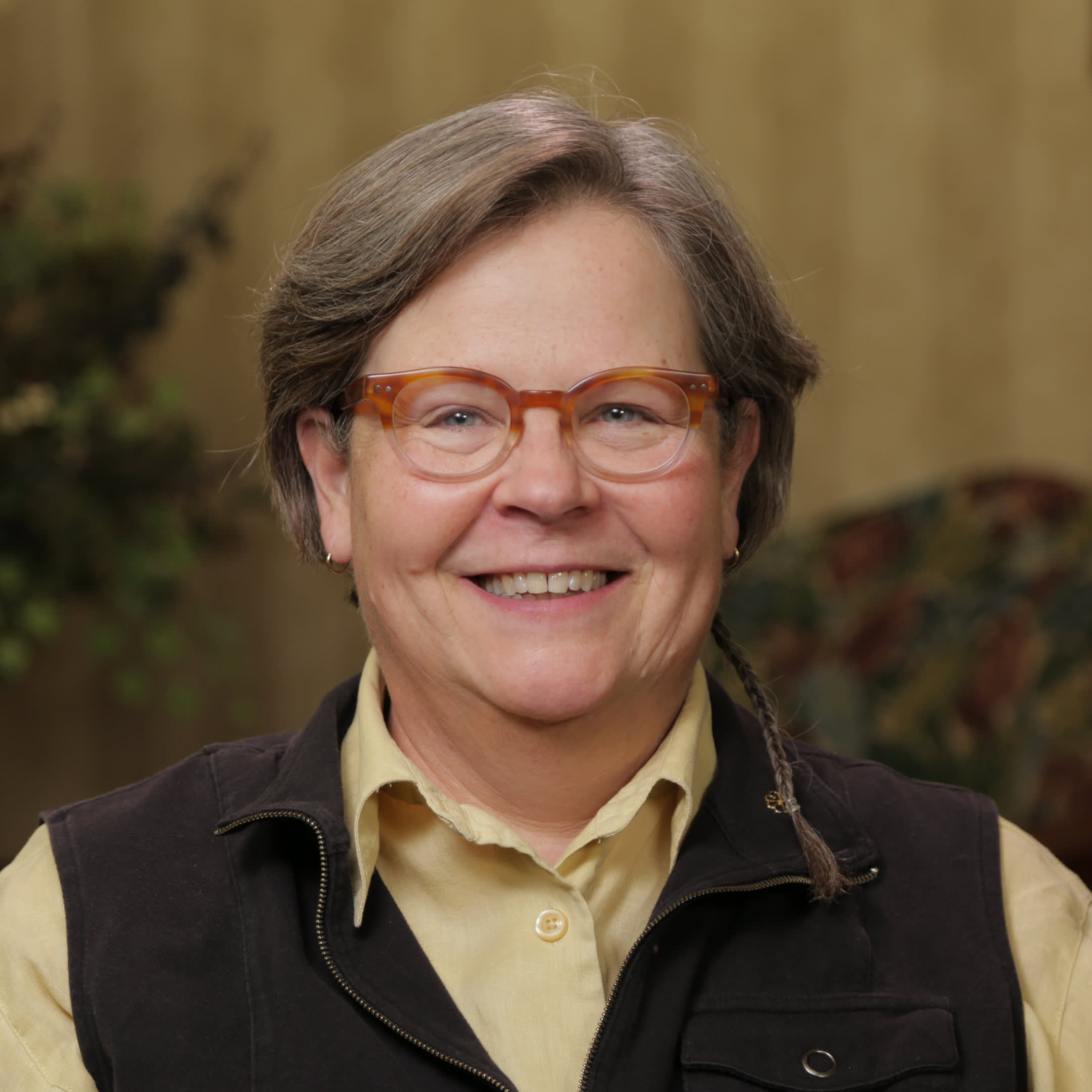 Maggie had a tooth extracted at Michigan Oral Surgeons